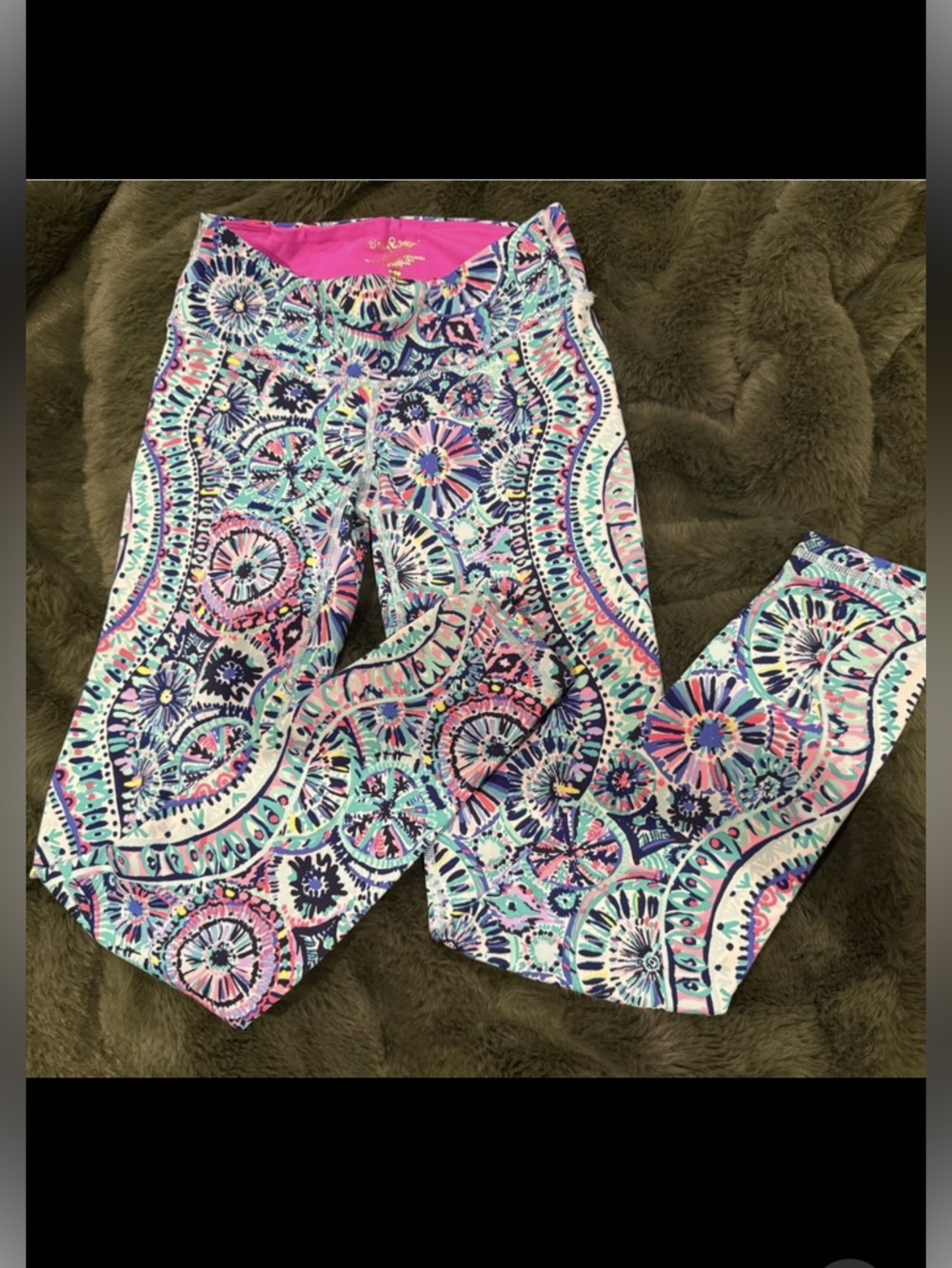 Lily Pulitzer Free with any bundle Luxeletic Leggings